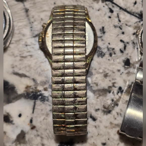 15 Watch Lot *Untested* - Picture 8 of 16